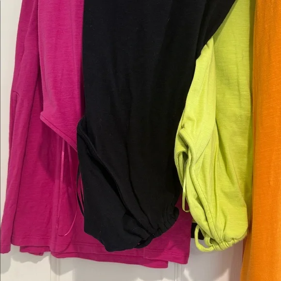 Old Navy Bundle (4) Halter Top Dresses - Picture 3 of 3